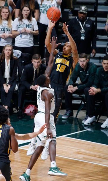 Michigan State bounces back with 77-66 win over Iowa (Feb 11, 2017)